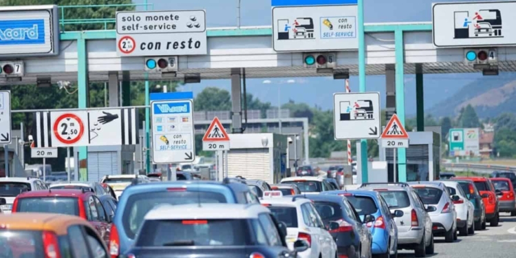A22, sciopero dei casellanti nel weekend. Pandemia sull’asfalto