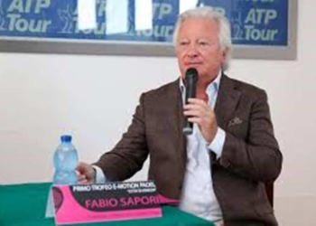 Chi fa le legge sa che le attività sportive si svolgono in “palloni” dove l’aria è ricambiata di continuo?