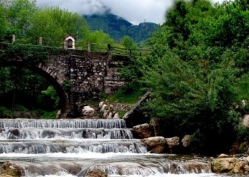 Acqua, acqua e ancora acqua. Navigando sul Pasubio