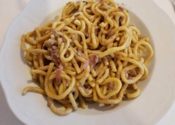 Sandra e Mario cuochi  da oltre  60 anni e i “Bigoli Monticelli”