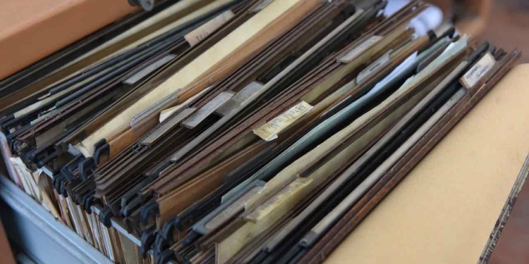 Decreto “Sostegni”: così proroga sospende e annulla le cartelle