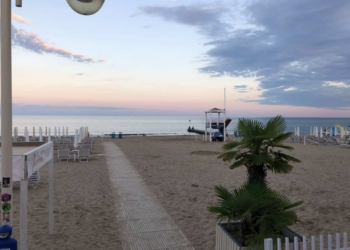 Ripartire: sulle spiagge sono tutti pronti