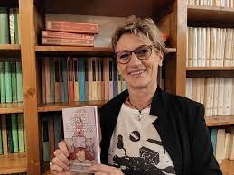 Che succede se arriva un altro gatto?