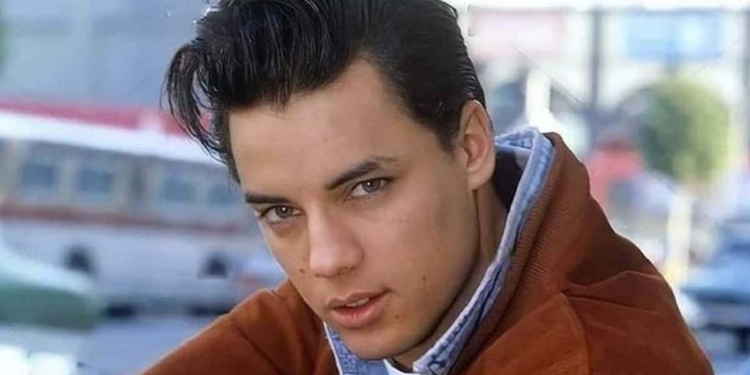 Ciao Nick Kamen simbolo degli anni’80