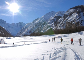 A Cogne puoi pedalare sulla neve