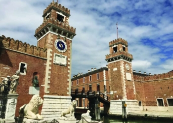 Arsenale: che scandalo. Sconfitta per Venezia