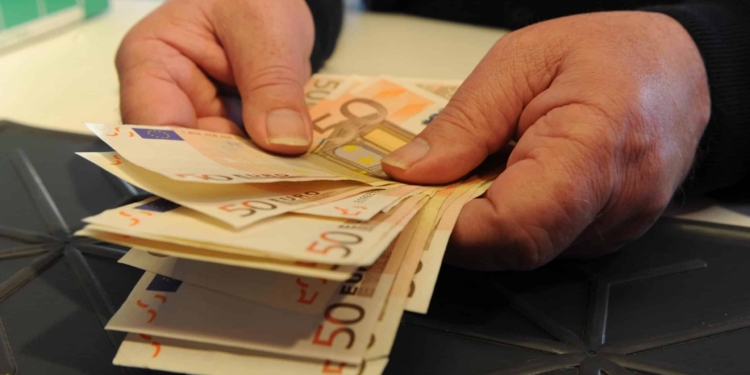 Troppi debiti e rischio usura per i veneziani