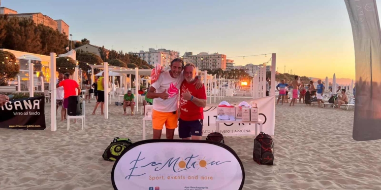 Non solo padel. Anche il beach tennis tormentone