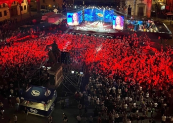 La radio e la musica che gira intorno