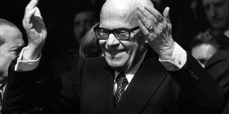 Quando Pertini a Venezia scese due volte dall’aereo