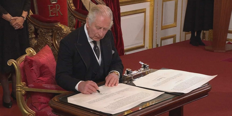 Conosco bene Carlo III. Sarà un sovrano moderno