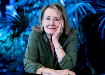 Quello a Annie Ernaux è un Nobel alla donna