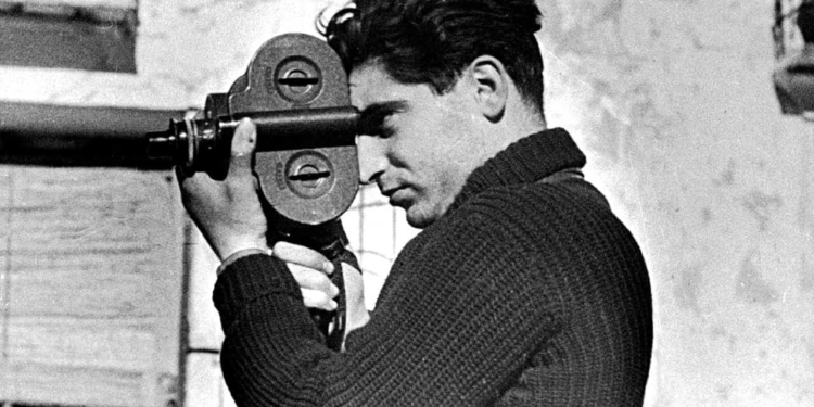 Robert Capa, l’uomo che sapeva fotografare l’anima