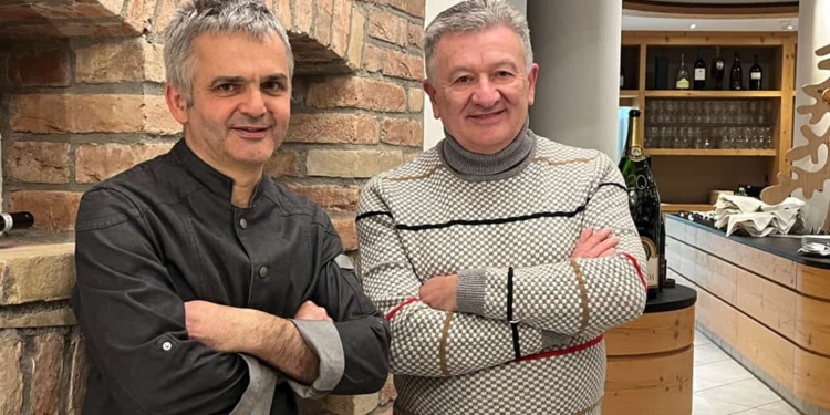 Martin Kohl e i canederli di ricotta con pomodori al forno