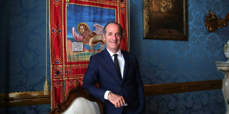 Luca Zaia: immigrazione, torniamo ai contratti di soggiorno