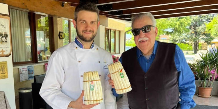 Marco Dussin e il risotto con gli asparagi di Bassano