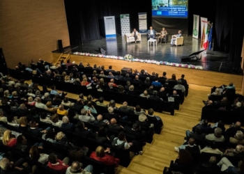 San Donà: teatro pieno per i candidati sindaco