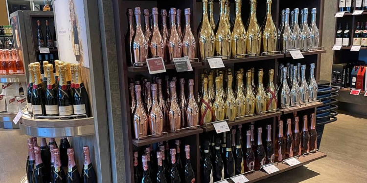 Nei duty free il Prosecco Bottega batte lo Champagne