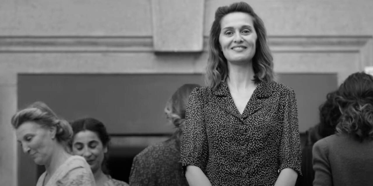 Se la Cortellesi si mette dietro la macchina da presa