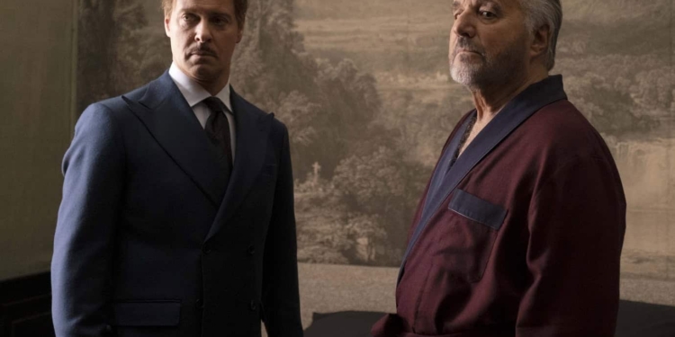 Alfonso gigolò per caso mentre Percy gioca con gli dei dell’Olimpo