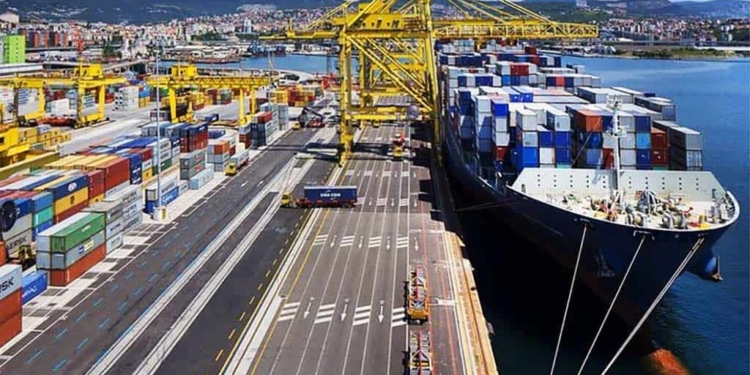 Per posti di lavoro e gettito fiscale ok i porti di Trieste e Monfalcone