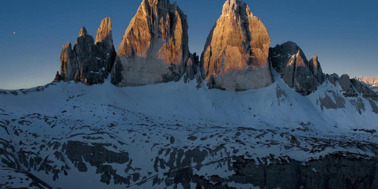 Sulle Tre Cime con la luna piena