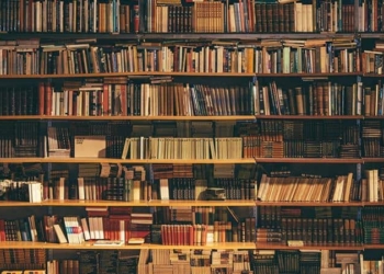 Fuggire, sognare forse