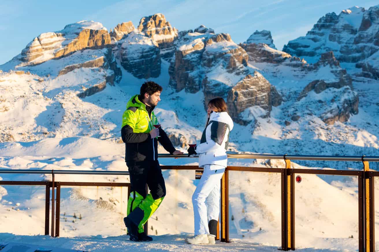 Ecco gli eroi di un Posto al Sole sulle nevi del Trentino