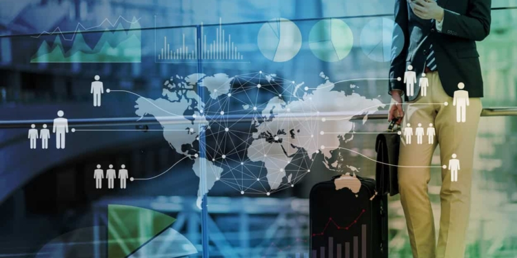 Servono lavoratori, invece di farli entrare si rimanda a un “Click”