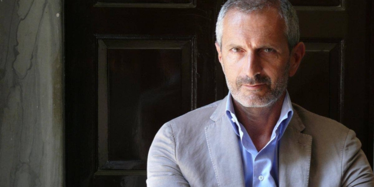 Nell’orizzonte della notte c’è un animale selvaggio