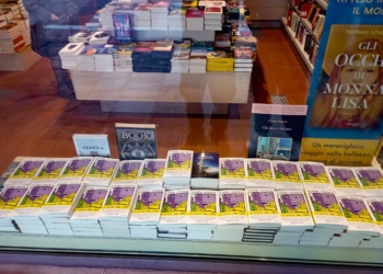 Denis lavora di notte e ha perso la “e”