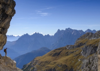 Trekking sulle Tre Cime tra la leggenda dei Giganti di Pietra