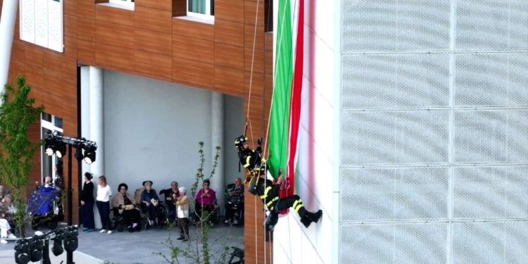 Monastier: 540 bambini e 180 nonni pompieri per un giorno