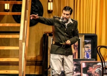 Nardin porta Spregelburd: un altro grande maestro alla Duse