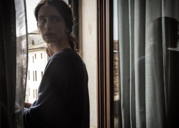 “La vita accanto”: non è una macchia a camuffare la verità