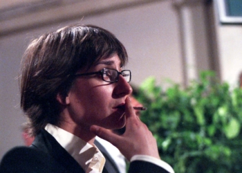 Lea cerca la verità su Vittoria tra chi dice e chi tace