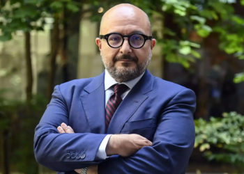 Basta il social per far cadere un ministro?