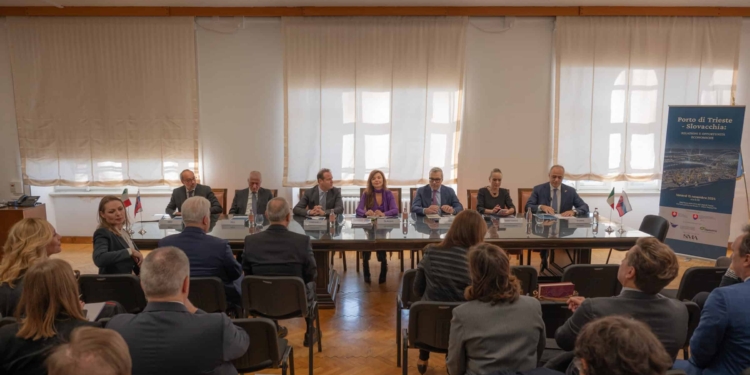 Porto di Trieste – Slovacchia: il corridoio  dello sviluppo