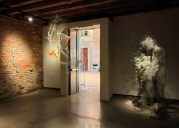 In mostra le “instabili armonie” di Paola e Luana