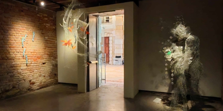 In mostra le “instabili armonie” di Paola e Luana