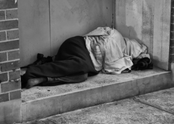 Solidarietà con i senza dimora con “Riprendiamoci la notte”