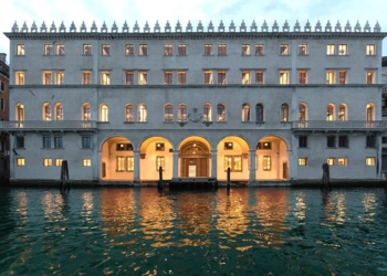 Doveva avere anche uno “spazio pubblico”