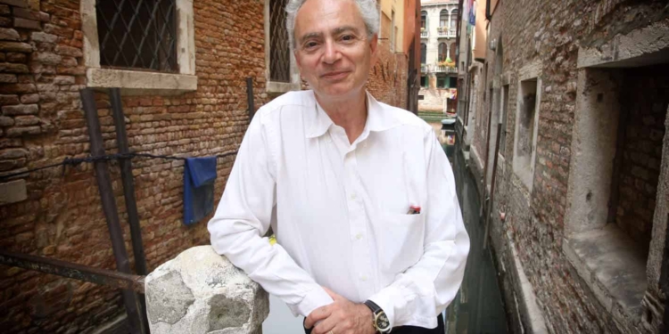 Ferrucci e quell’ombra di Del Giudice che si stacca dalla terra