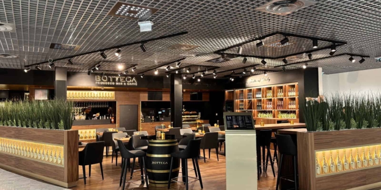 Aeroporto di Nizza: il prosecco bar alle porte della Costa Azzurra