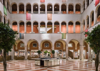 La tristezza del Fondaco chiuso