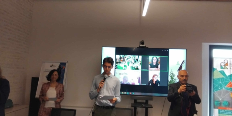 Le poesie e i poeti di  “Vi racconto una storia”