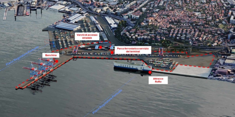 Molo VIII, dibattito sulla più grande opera del porto di Trieste