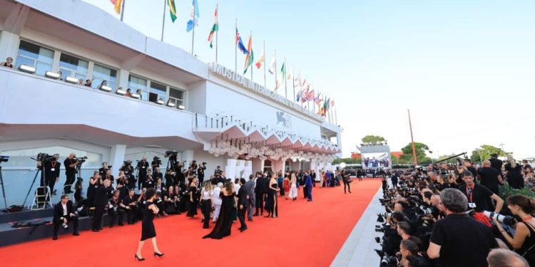 Tutti sul Red Carpet: l’Oscar passa sempre per Venezia