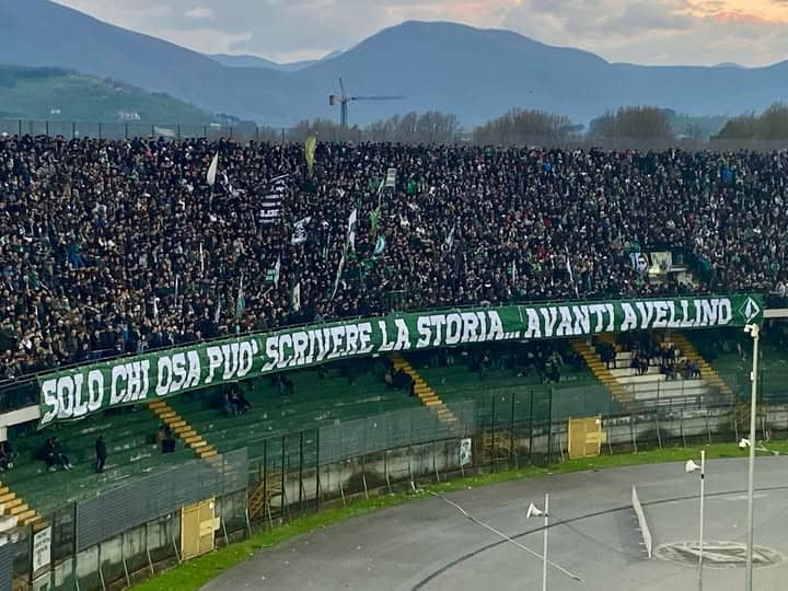 Nella curva dell’Avellino; le nostre domande a Velasco e al baseball