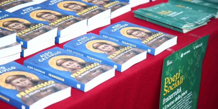 Tra Dan Brown e Follett San Francesco si fa in due